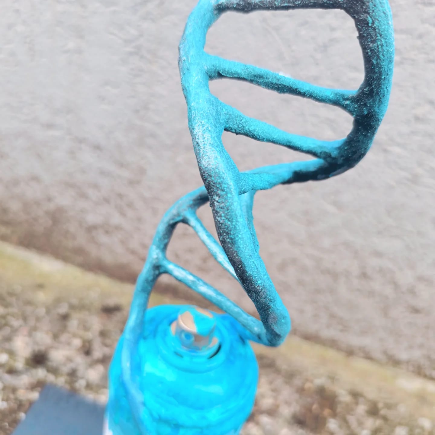 World's first DNA Art Spraycan |Generation Money | Popart Sculpture