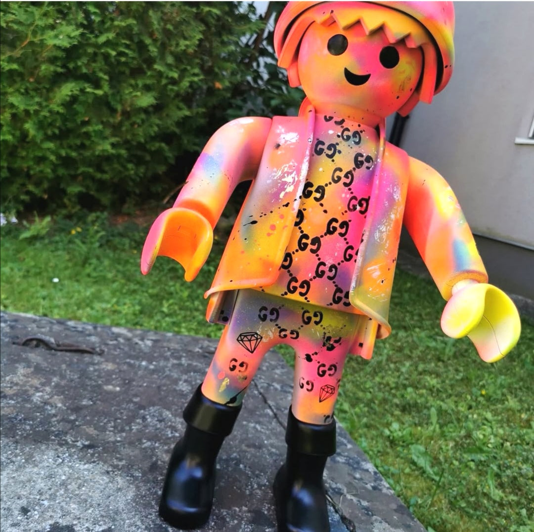 Play with Gucci | XXL Playmobile Sculpture